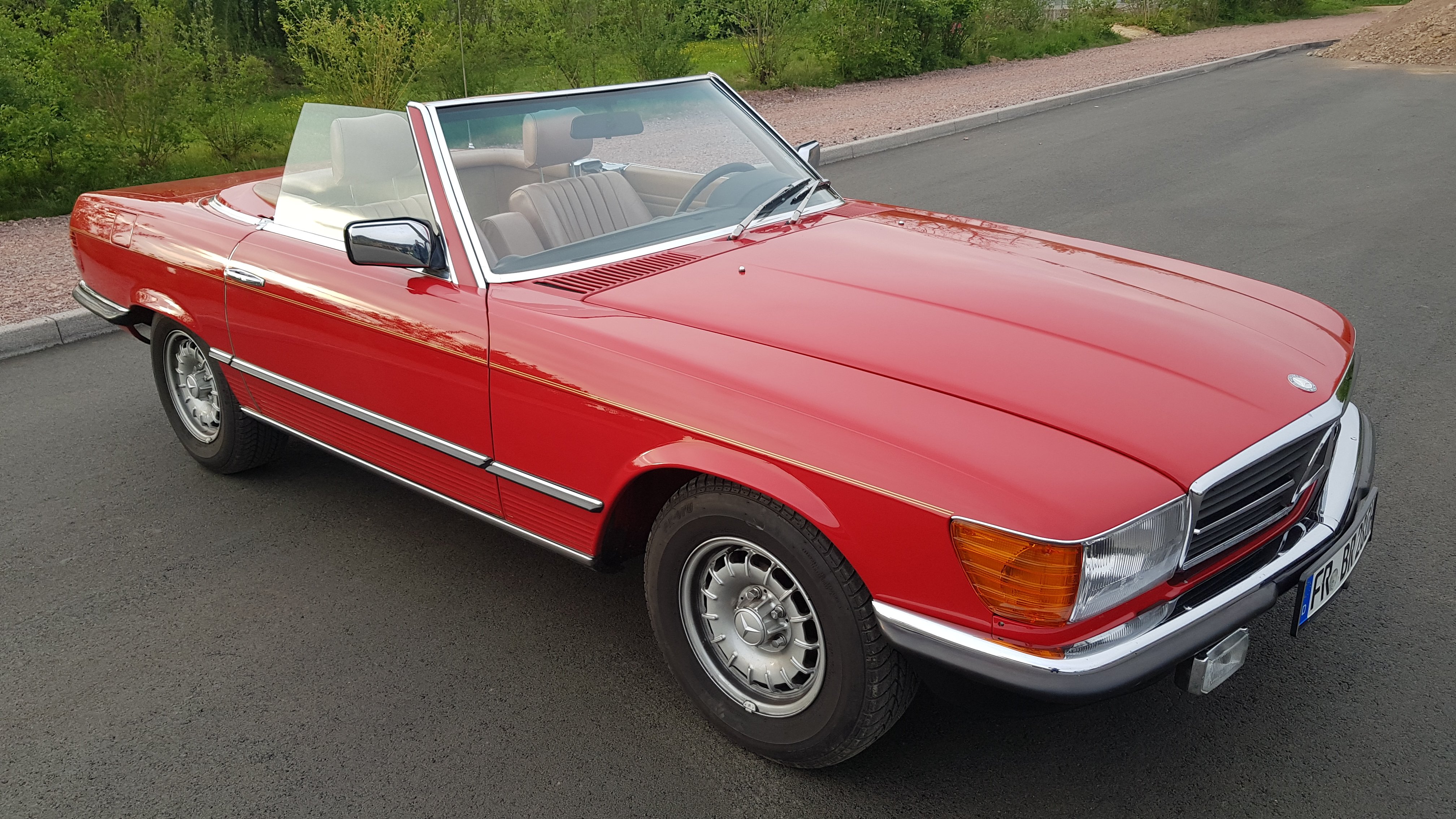 Mercedes-Benz 380 SL (R107)