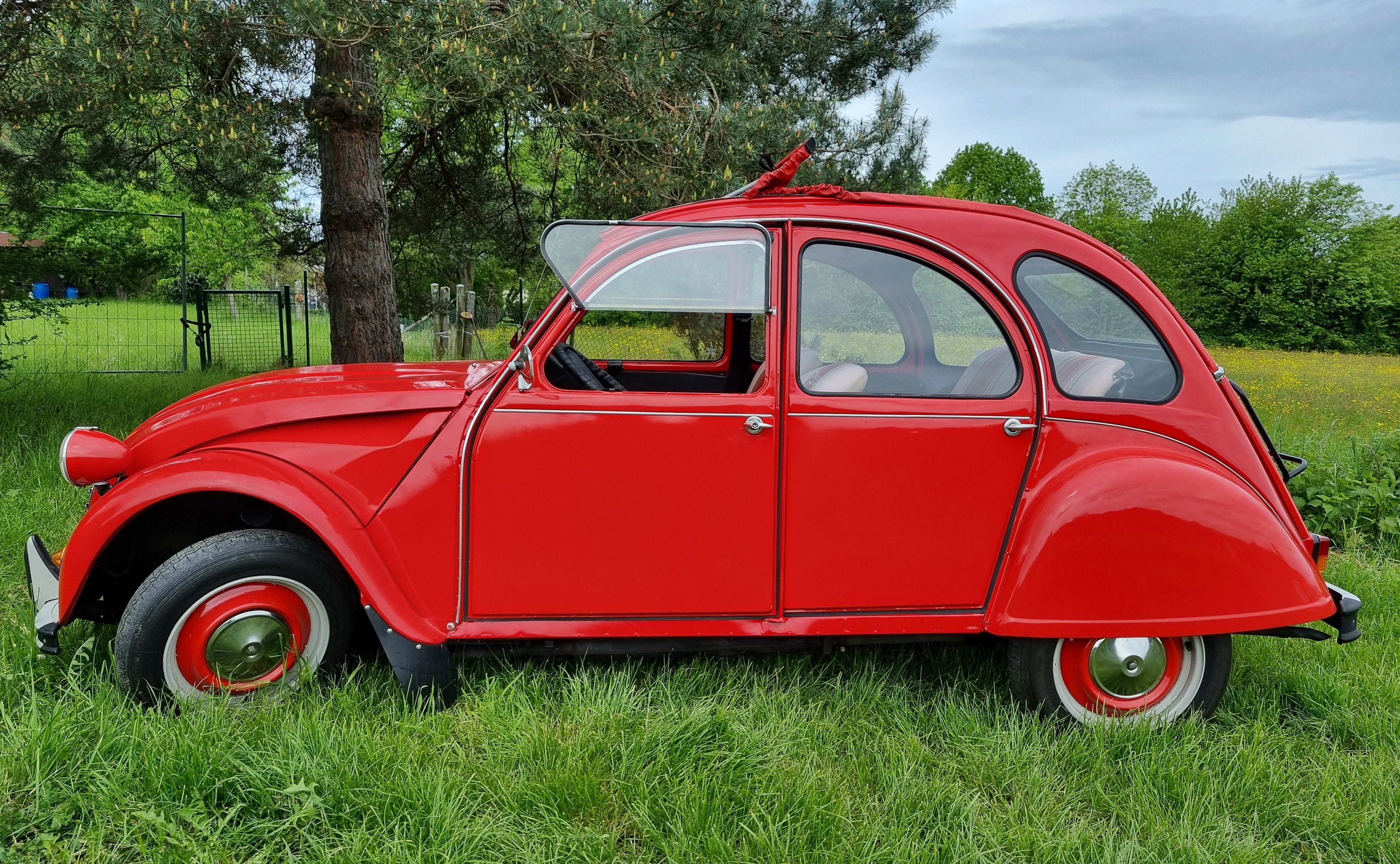 Citroen 2CV6 Ente